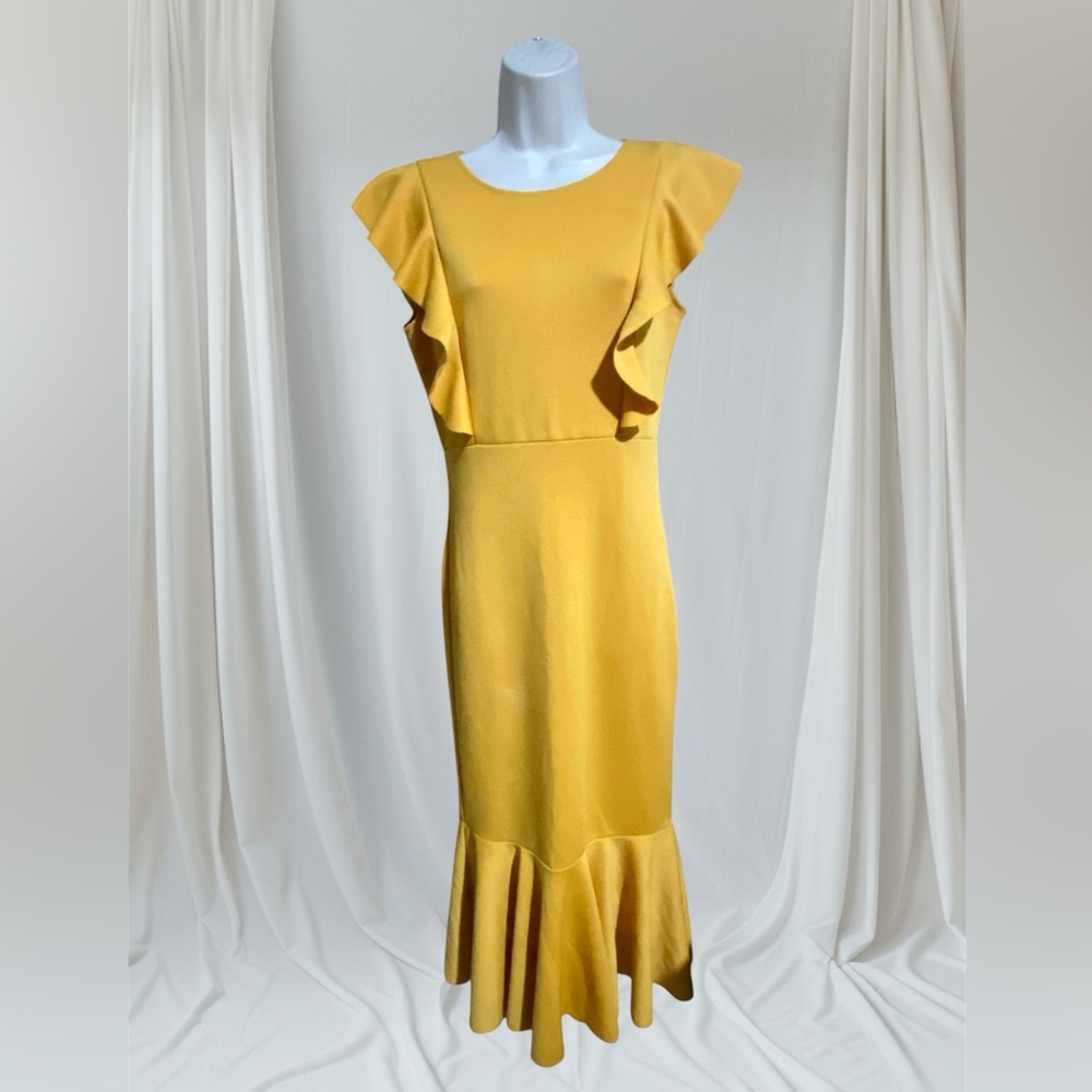 Elegant Ruffle Dress Mustard Yellow Long woman’s size Small